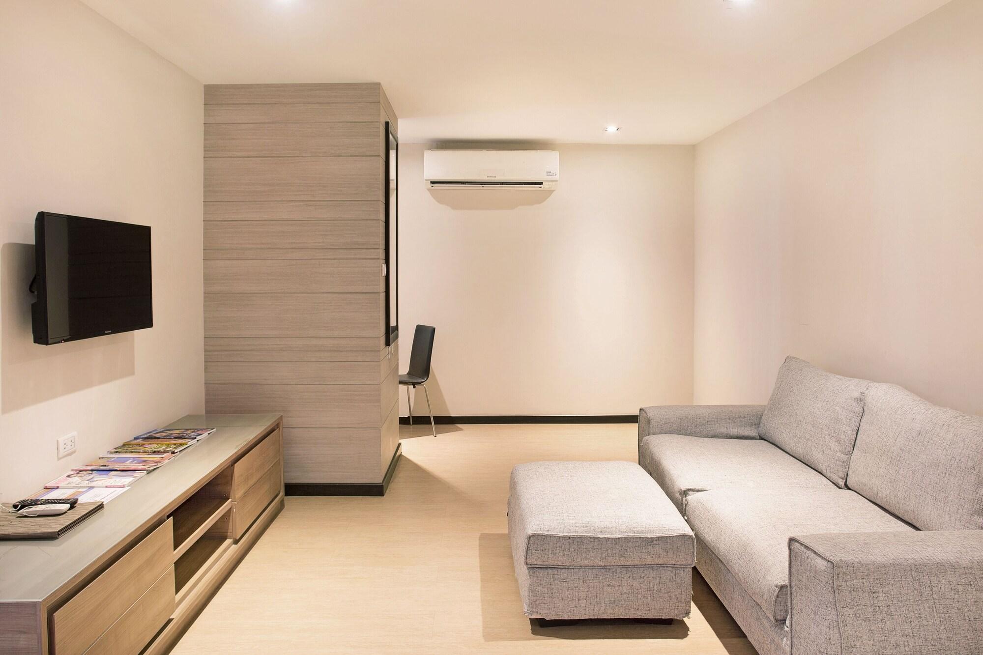 Mida Hotel Ngamwongwan - SHA Certified Nonthaburi Buitenkant foto