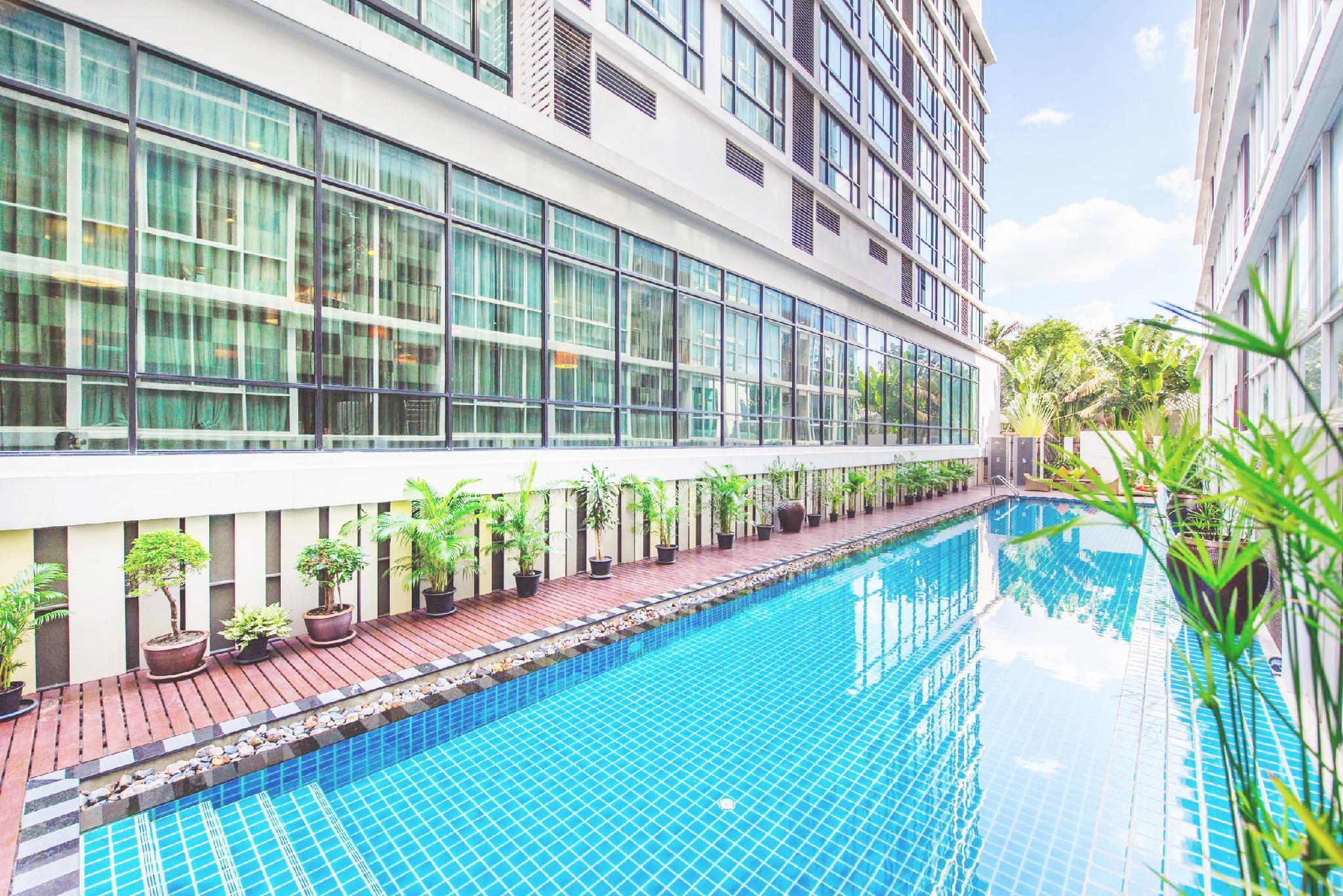 Mida Hotel Ngamwongwan - SHA Certified Nonthaburi Buitenkant foto