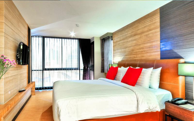 Mida Hotel Ngamwongwan - SHA Certified Nonthaburi Buitenkant foto