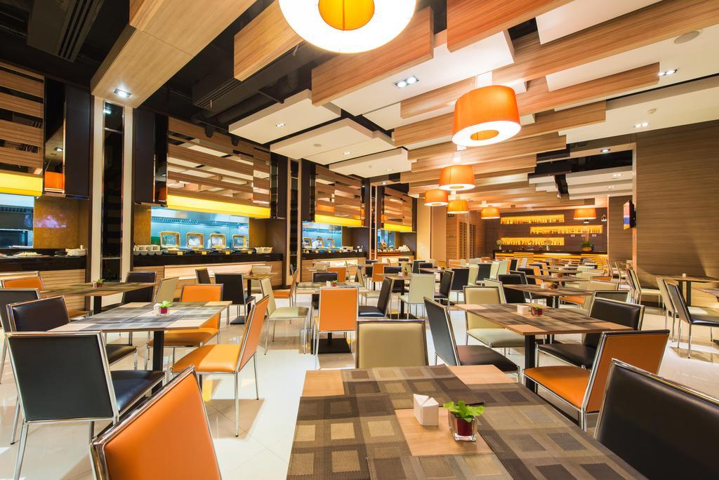 Mida Hotel Ngamwongwan - SHA Certified Nonthaburi Buitenkant foto