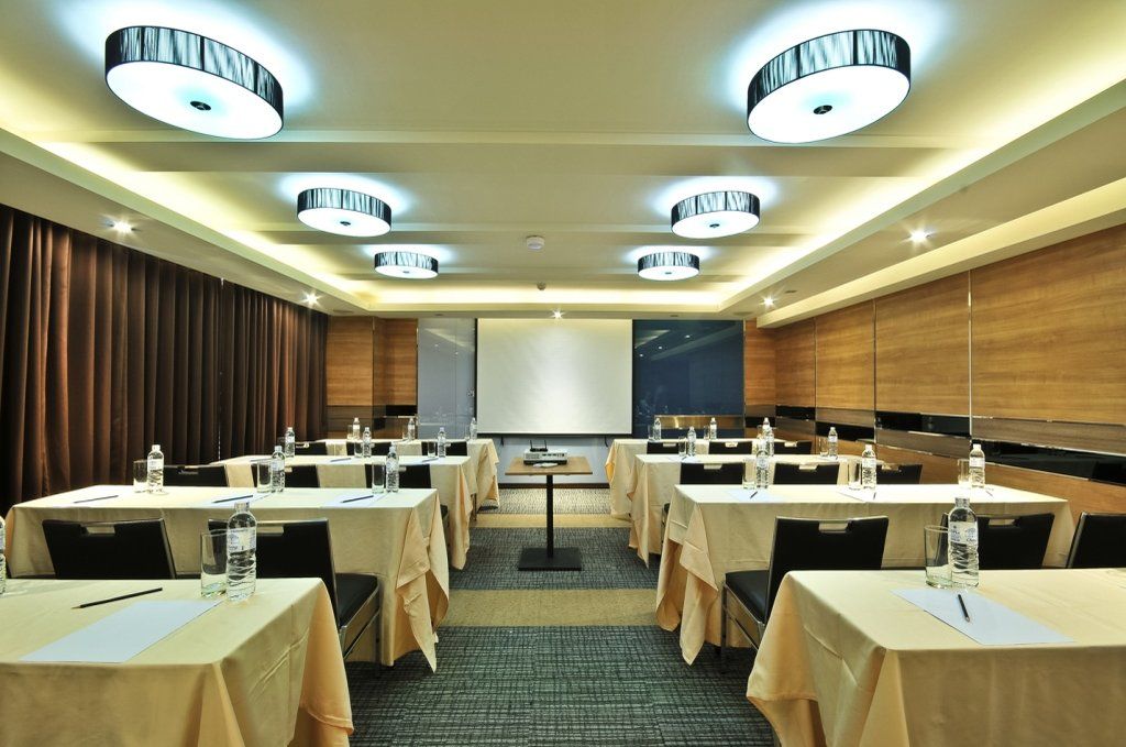 Mida Hotel Ngamwongwan - SHA Certified Nonthaburi Buitenkant foto