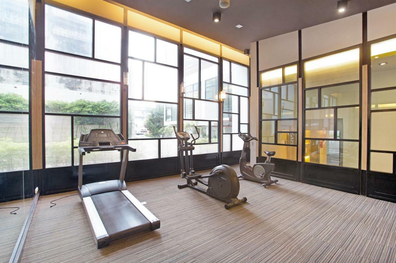 Mida Hotel Ngamwongwan - SHA Certified Nonthaburi Buitenkant foto